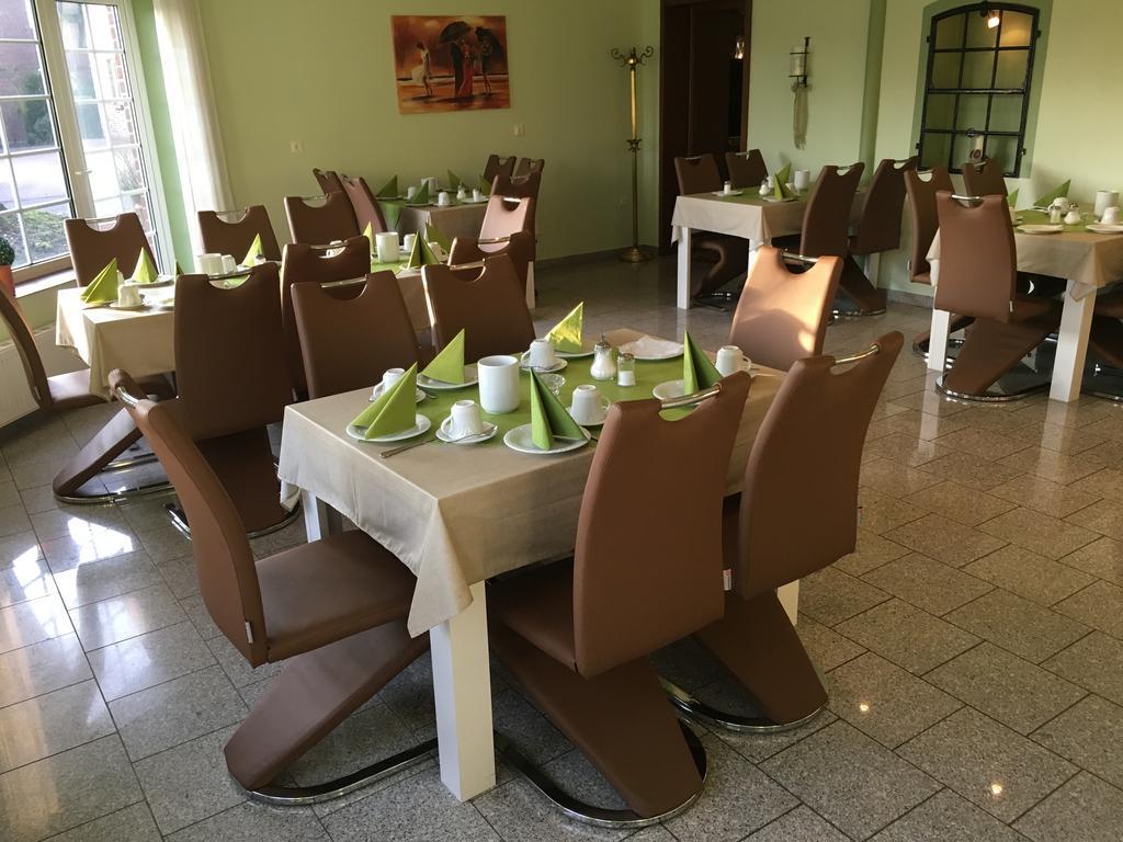 Hotel Zur Buche Bockhorn  Bagian luar foto
